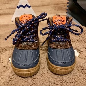 Toddler boys Oshkosh Bgosh Winter Boots